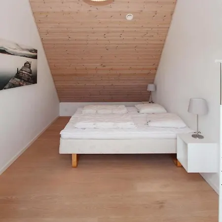 A Nice In Sams With 2 Bedrooms Onsbjerg